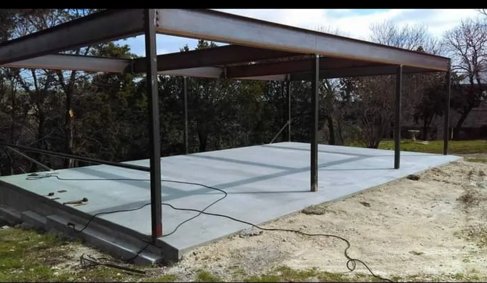 Slide of Gest Construction