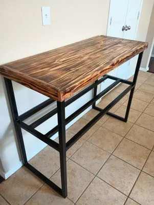 Gest Construction Logo