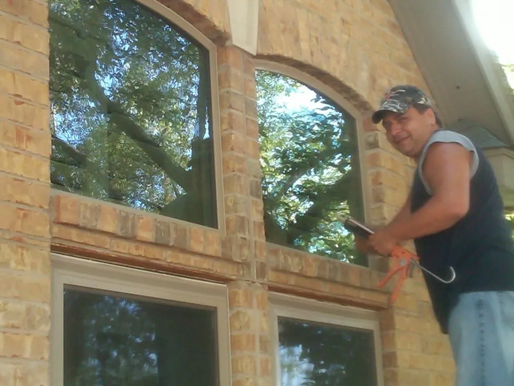 Slide of Get Er Done Roofing