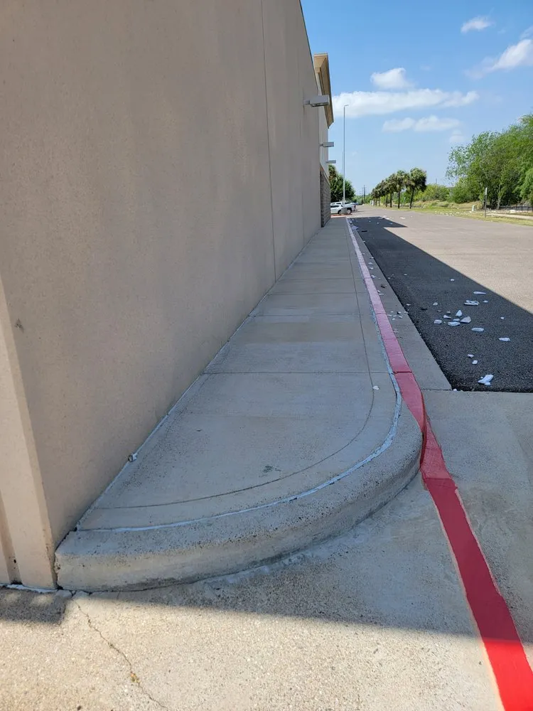 Slide of Get it Clean House Wash