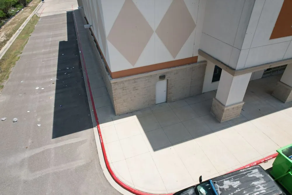 Slide of Get it Clean House Wash