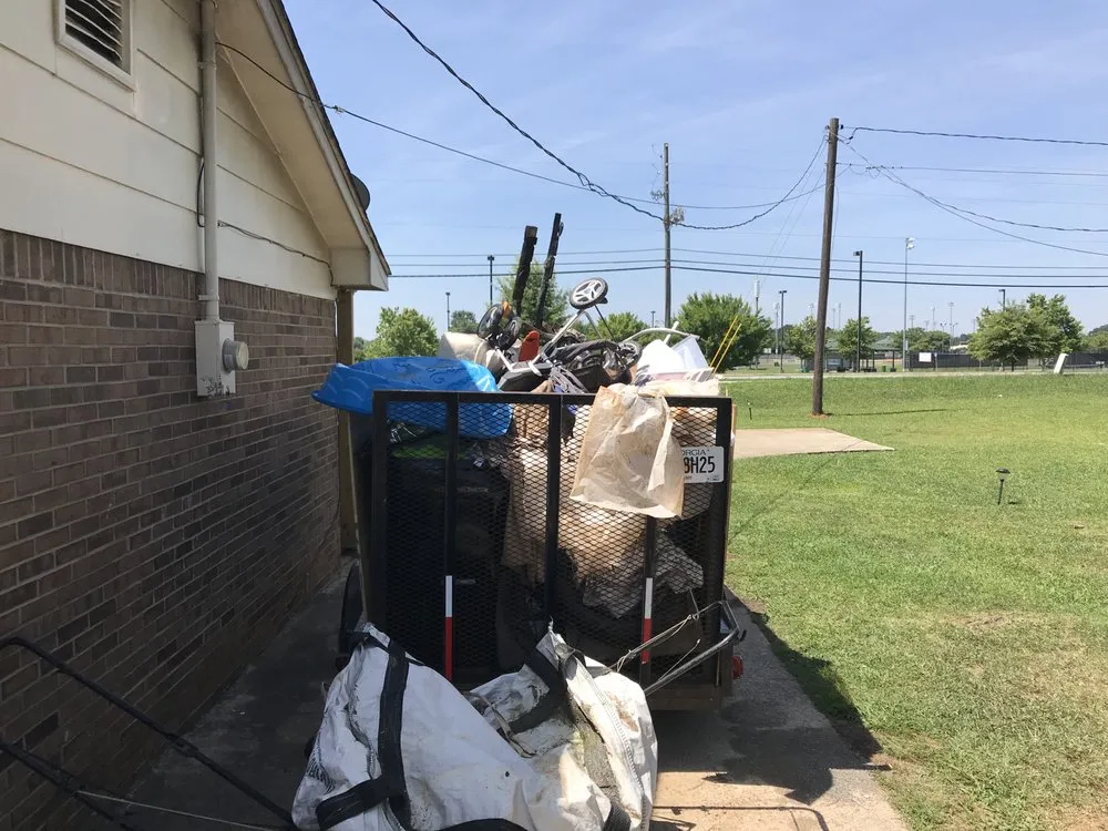 Slide of Get It Dumped