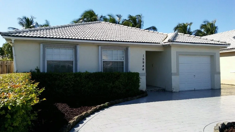 Slide of GetMyRoofCleaned