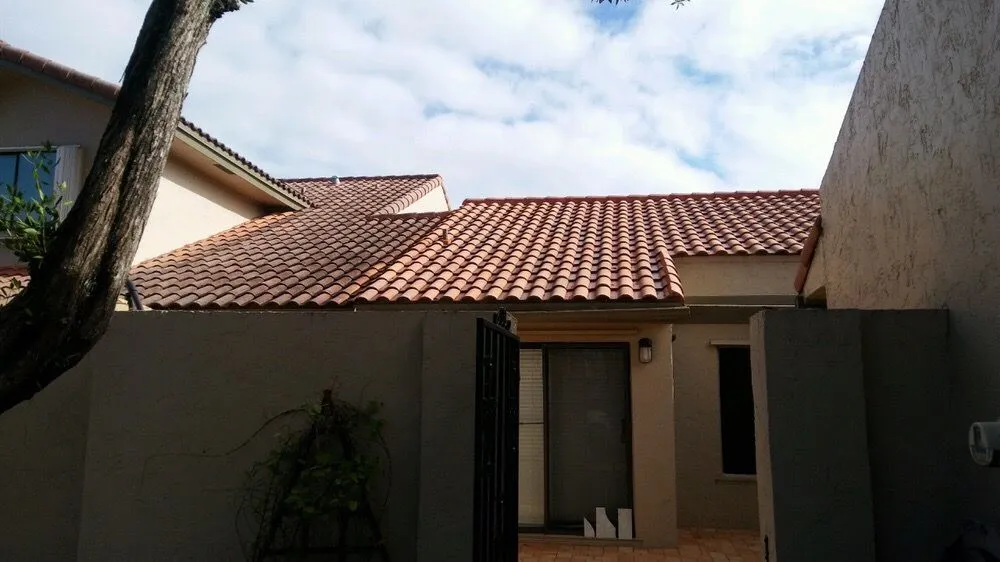 Slide of GetMyRoofCleaned