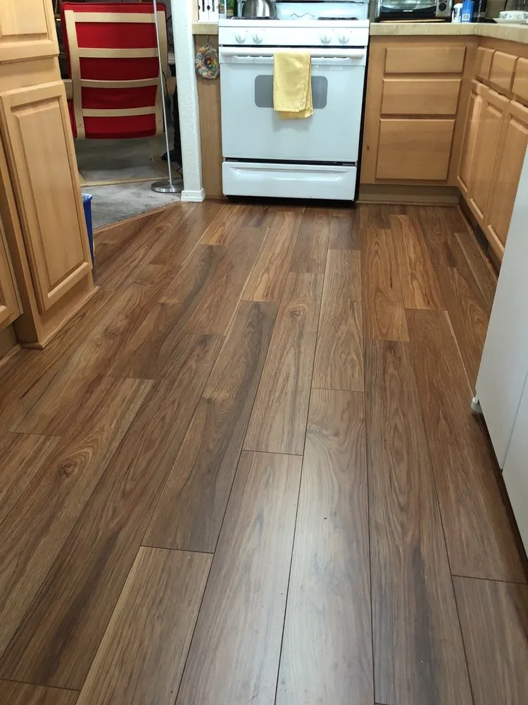 Professional roof inspection in Harbor City, CA by Geurin Mobile Home Service