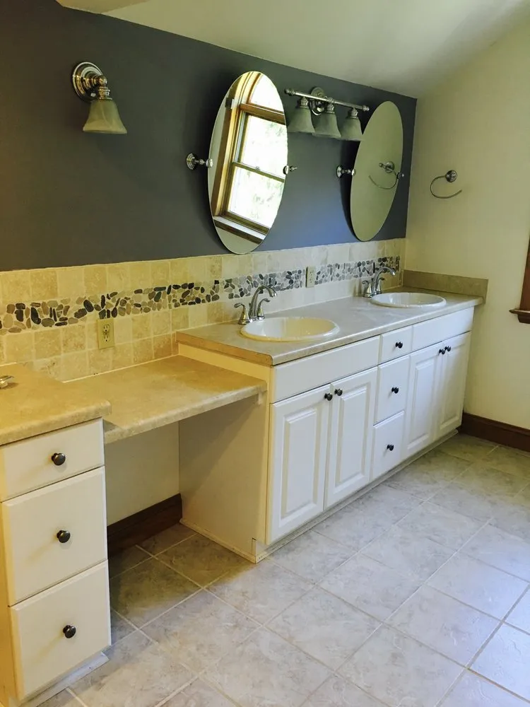 Slide of G&g Remodeling Group