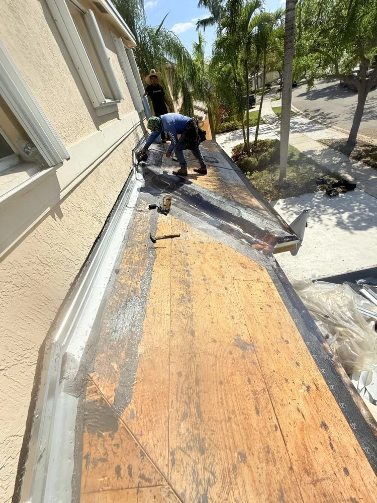 Slide of G&G Repair Services