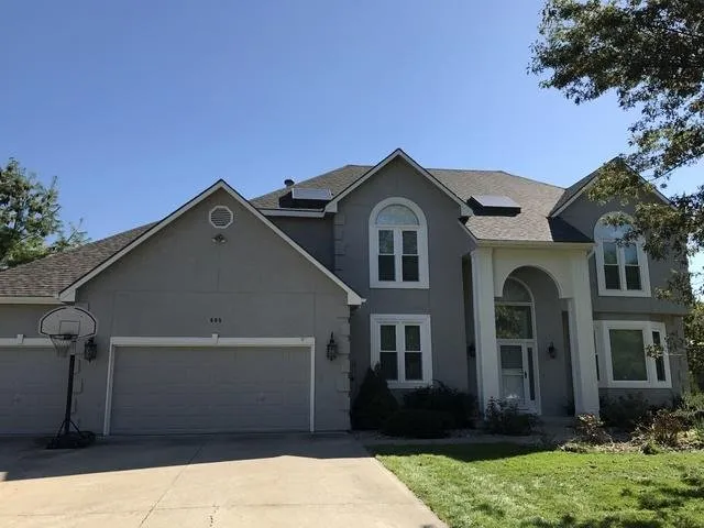 Emergency roof leak repair near you across Lee's Summit, MO - G&G Restoration