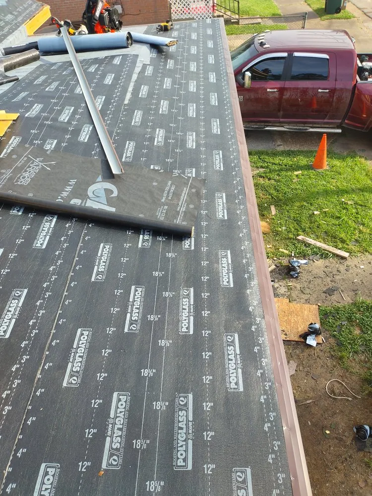 Slide of GG ROOFING