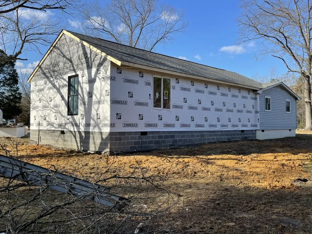 Top-rated roof replacement for fast service in Ruther Glen, VA by GGA Construction