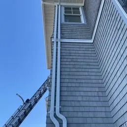 Slide of Gianni's Seamless Gutters