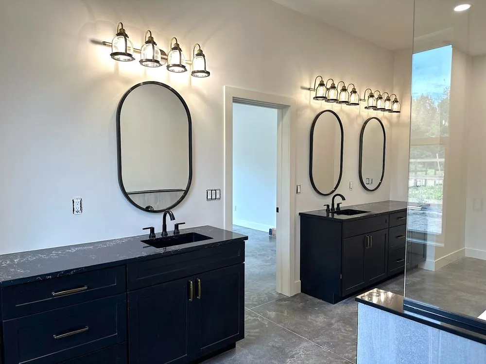 Slide of Giannola Construction Services