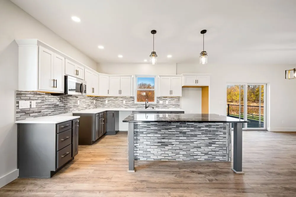 Slide of Giannola Construction Services