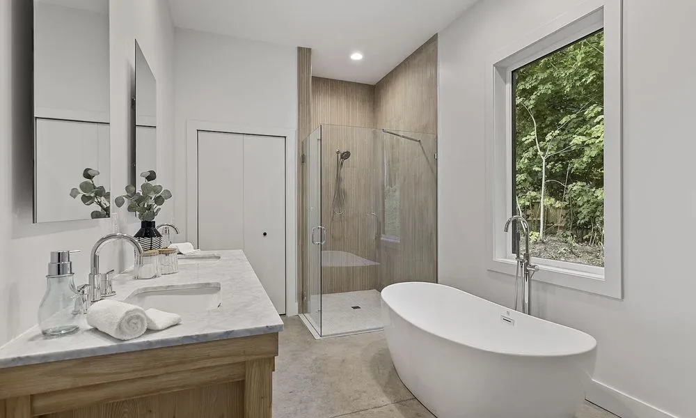 Slide of Giannola Construction Services