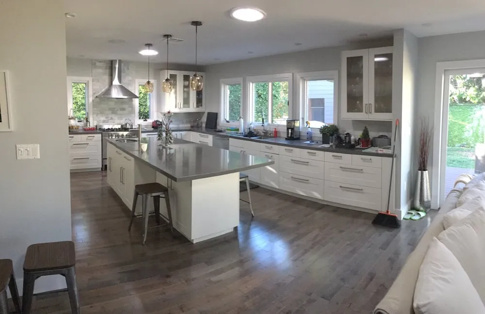 Slide of Gibson's Roofing