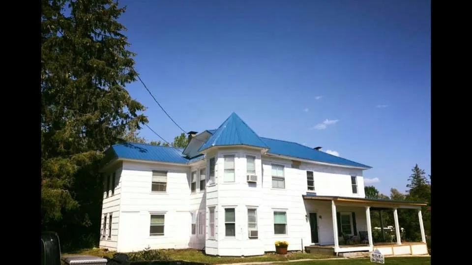 Trusted shingle roofing service in Slingerlands, NY - Giles Construction