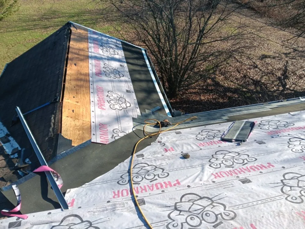 Professional storm damage roof repair experts serving Lyndora, PA - Gill Construction