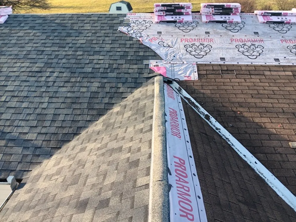 Licensed roof repair in Lyndora, PA by Gill Construction