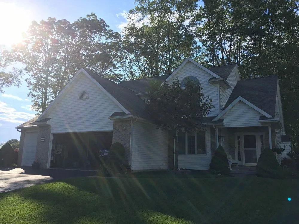 Slide of Gillette Roofing