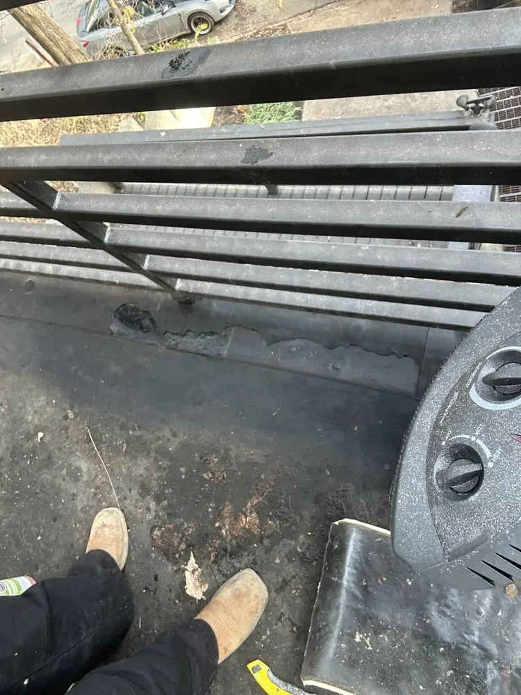 Slide of Gilly Grass Home Exterior Services