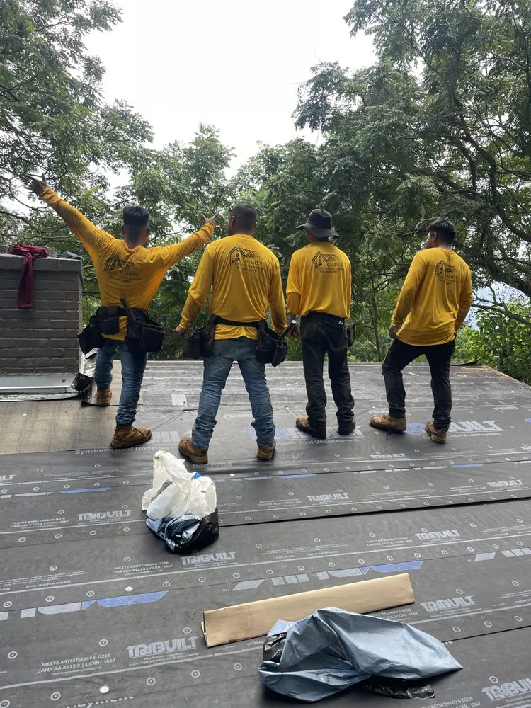 Slide of Gimo's Renovation & Roofing