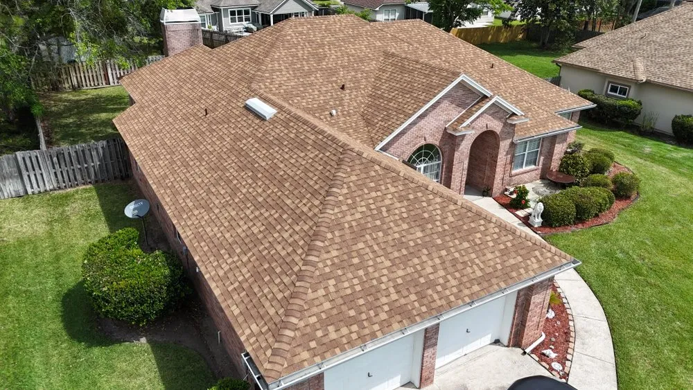 Slide of Gimo's Renovation & Roofing