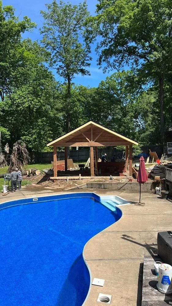 Slide of Ginez Construction