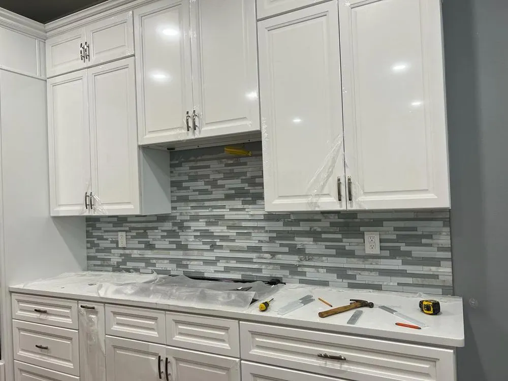 Slide of Ginez Construction