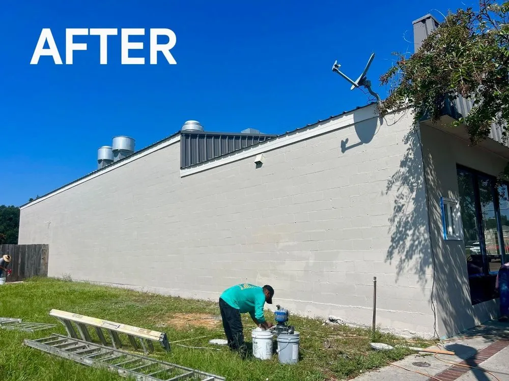 Slide of Ginez Construction