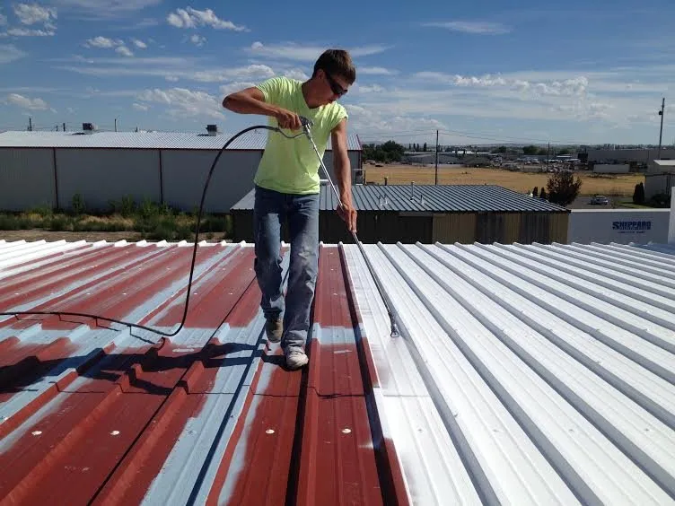 Licensed metal roofing installation in Hazleton, IA - Gingerich Roofing Solutions