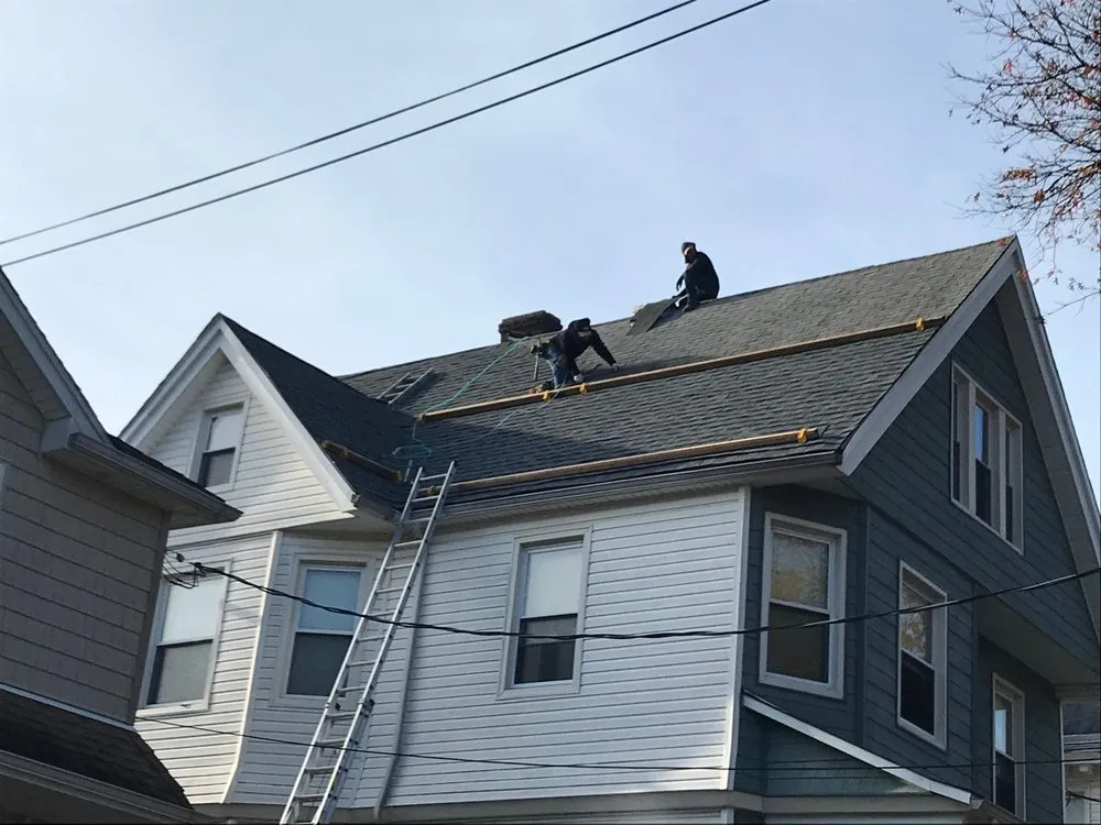 Slide of Gino's Home Improvement