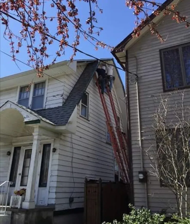 Slide of Gino's Home Improvement