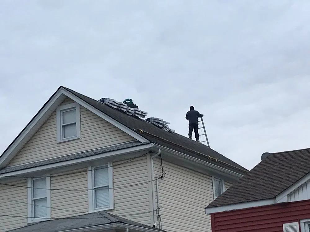 Slide of Gino's Home Improvement