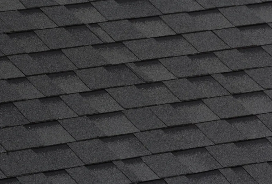 Emergency shingle roofing service in Del Valle, TX by Giraffe Roofing