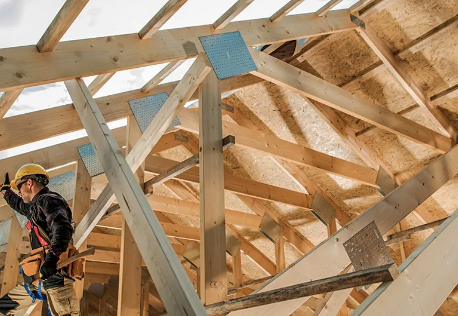 Professional shingle roofing service for residential properties across Del Valle, TX - Giraffe Roofing