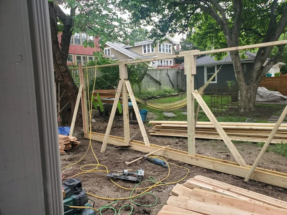 Slide of Gittit Built