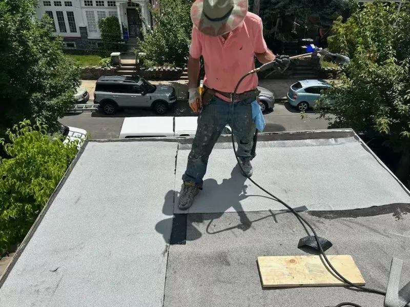 Slide of Gizmo‘s Roofing