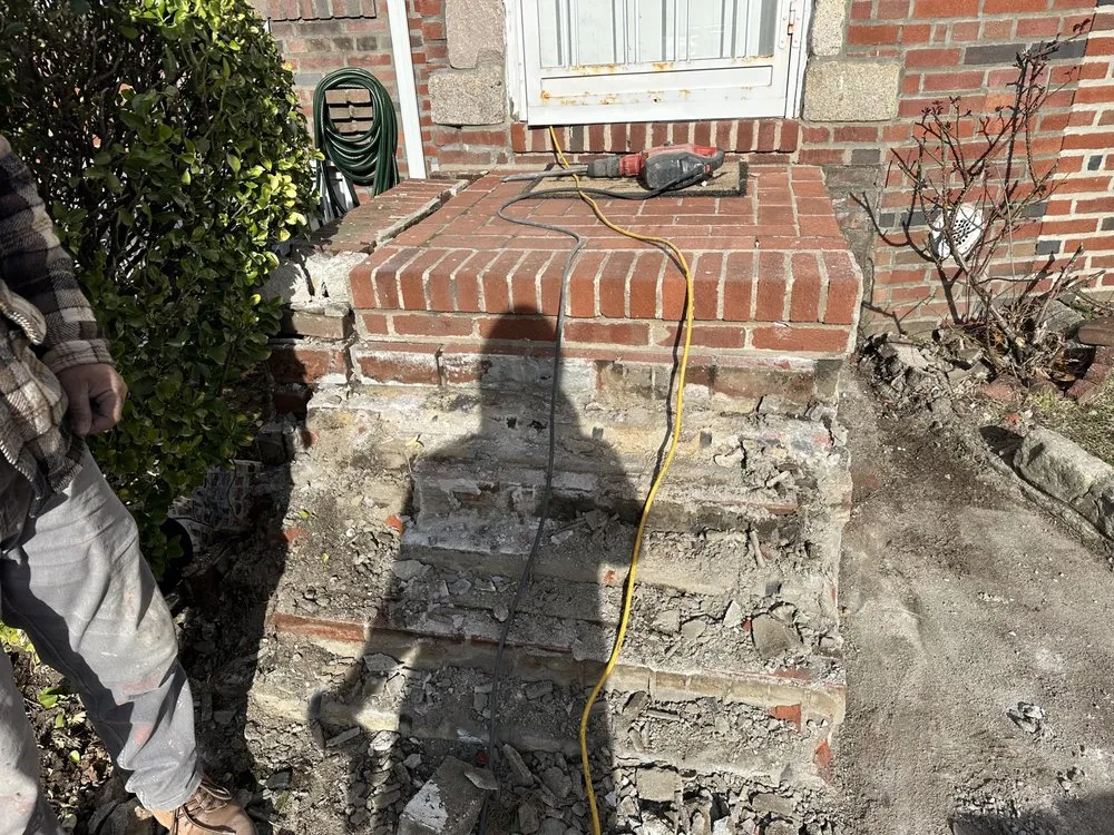 Slide of GJM Construction