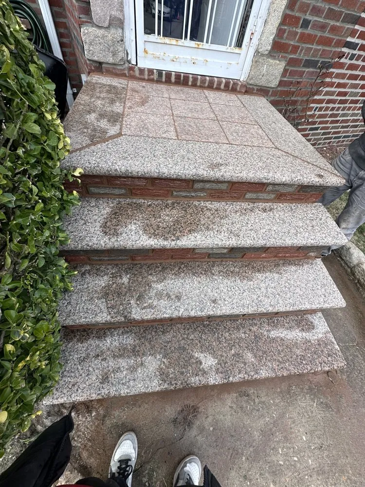 Slide of GJM Construction