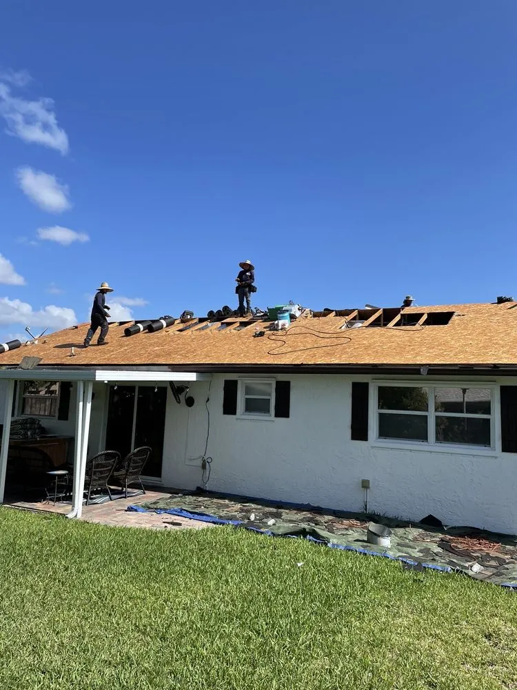 Slide of Glades Edge Roofing