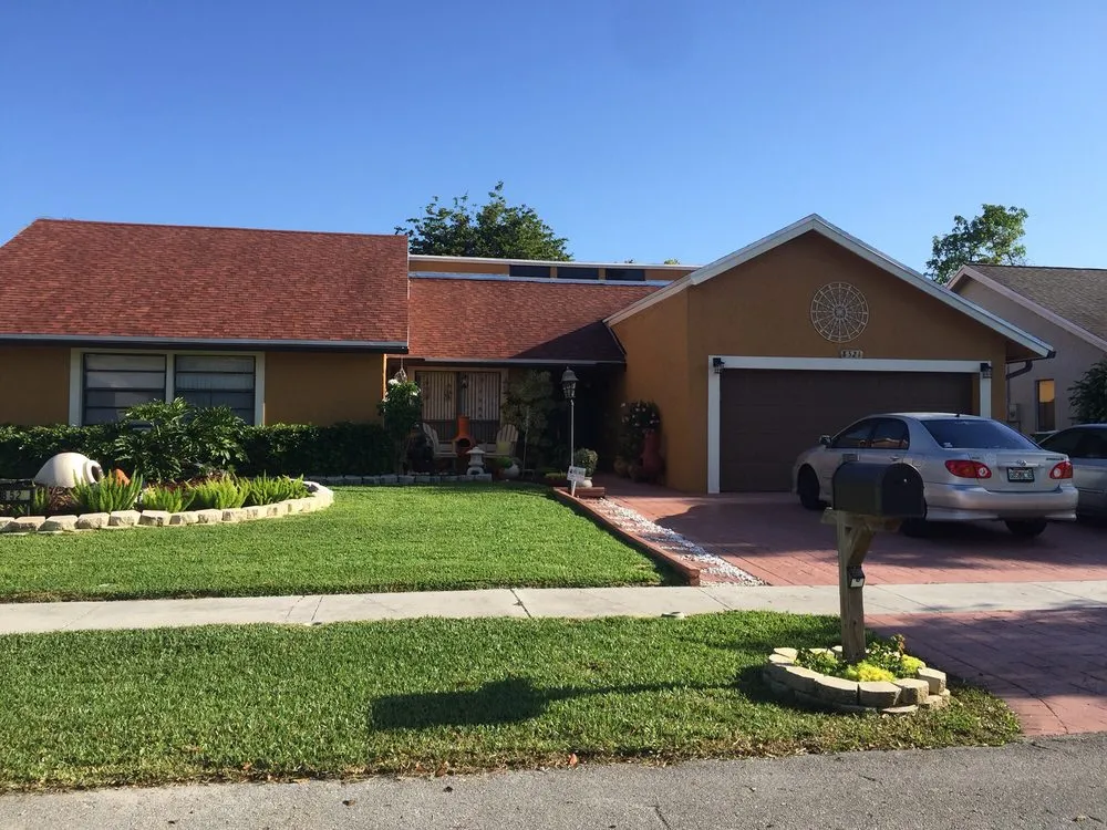 Slide of Glades Edge Roofing