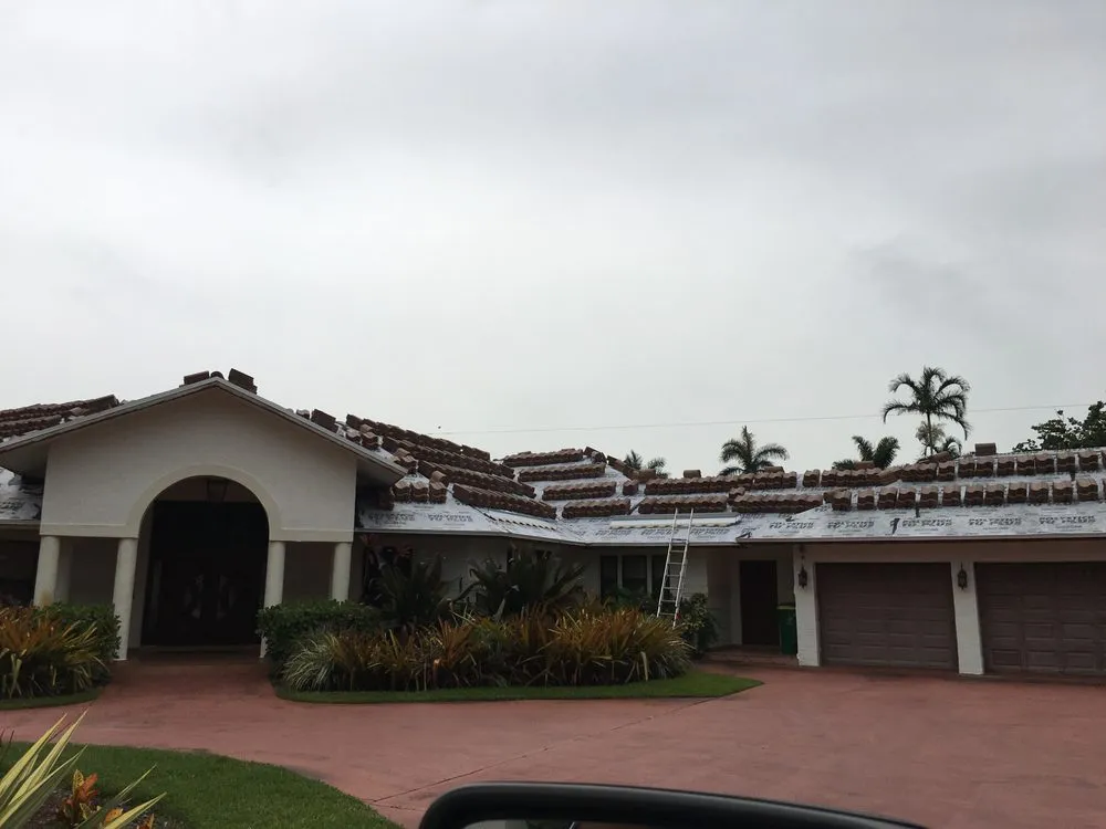 Slide of Glades Edge Roofing