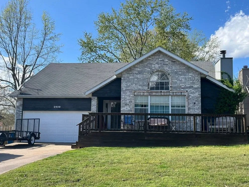 Slide of Gladiator Exteriors