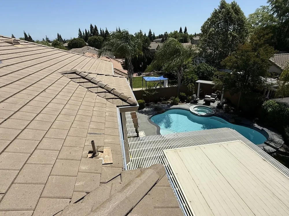 Slide of Gladiator Home Solutions