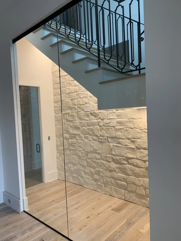 Slide of Glen Bailey Sales & Services