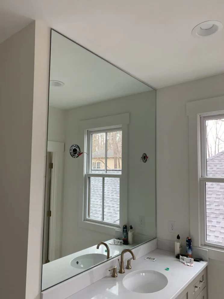 Slide of Glen Bailey Sales & Services