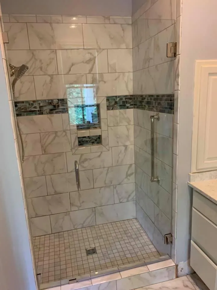 Slide of Glen Bailey Sales & Services