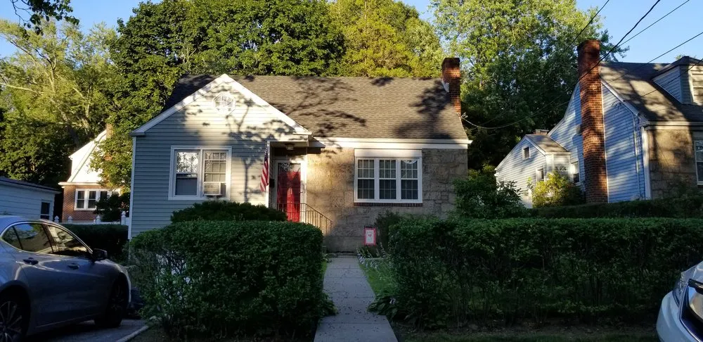 Slide of Glen Roofing Corporation