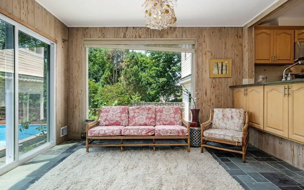 Slide of Glen Roofing Corporation