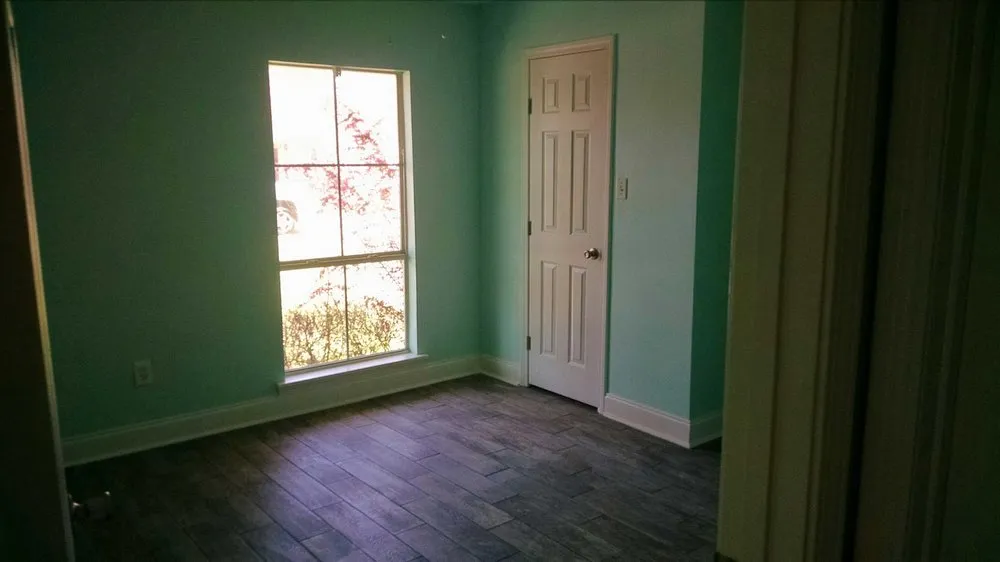 Slide of Glencoe Restoration Group